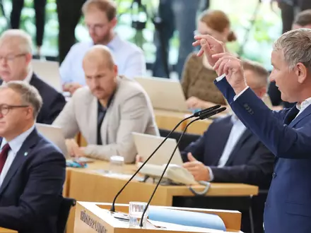 AfD-Fraktionschef Björn Höcke hat als Ministerpräsident kandidiert - und verloren. - Foto: Bodo Schackow/dpa