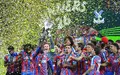 Crystal Palace mit dem Siegerpokal der UEFA Conference League (Archiv) - Foto: via dts Nachrichtenagentur