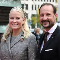 Das Königspaar von Norwegen: Haakon und Mette-Marit. - Foto: Jens Kalaene/dpa
