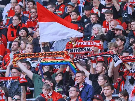 Fans des SC Freiburg (Archiv) - Foto: via dts Nachrichtenagentur