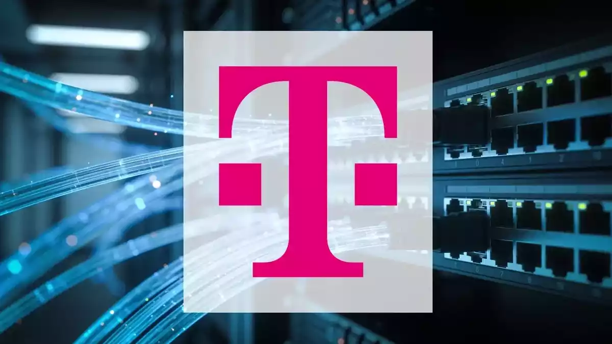 Deutsche Telekom: Polish Fiber Deals, US Lawsuit, and Stock Slump