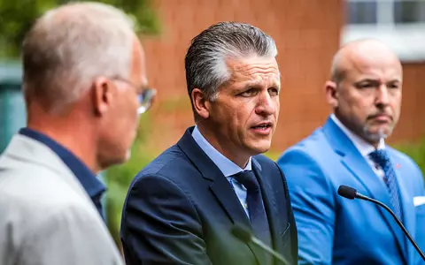 Die Fraktionen von CDU, CSU und SPD gaben sich in Münster einen Fahrplan.  - Foto: Lars Berg/dpa