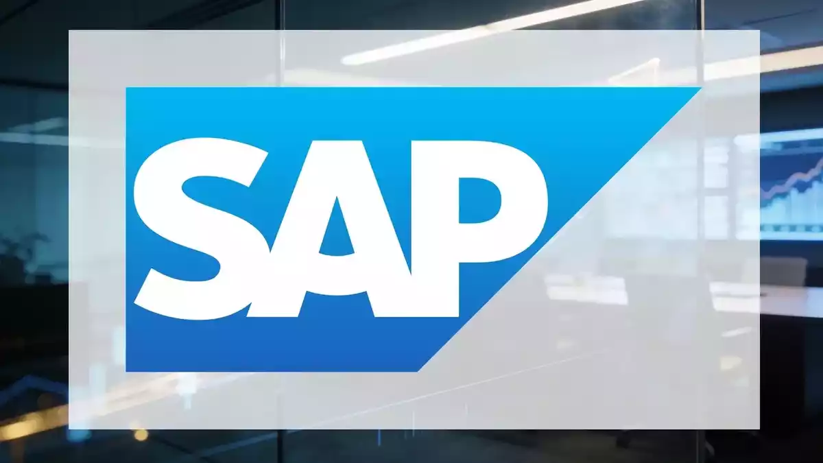 SAP Insider Buy vs Analyst Downgrade: AI Hype Meets Reality Check