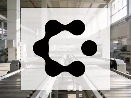 Moderne, minimalistische Industrieanlage bei stimmungsvoller Beleuchtung zur Symbolisierung von Effizienzsteigerung. - Foto: über boerse-global.de