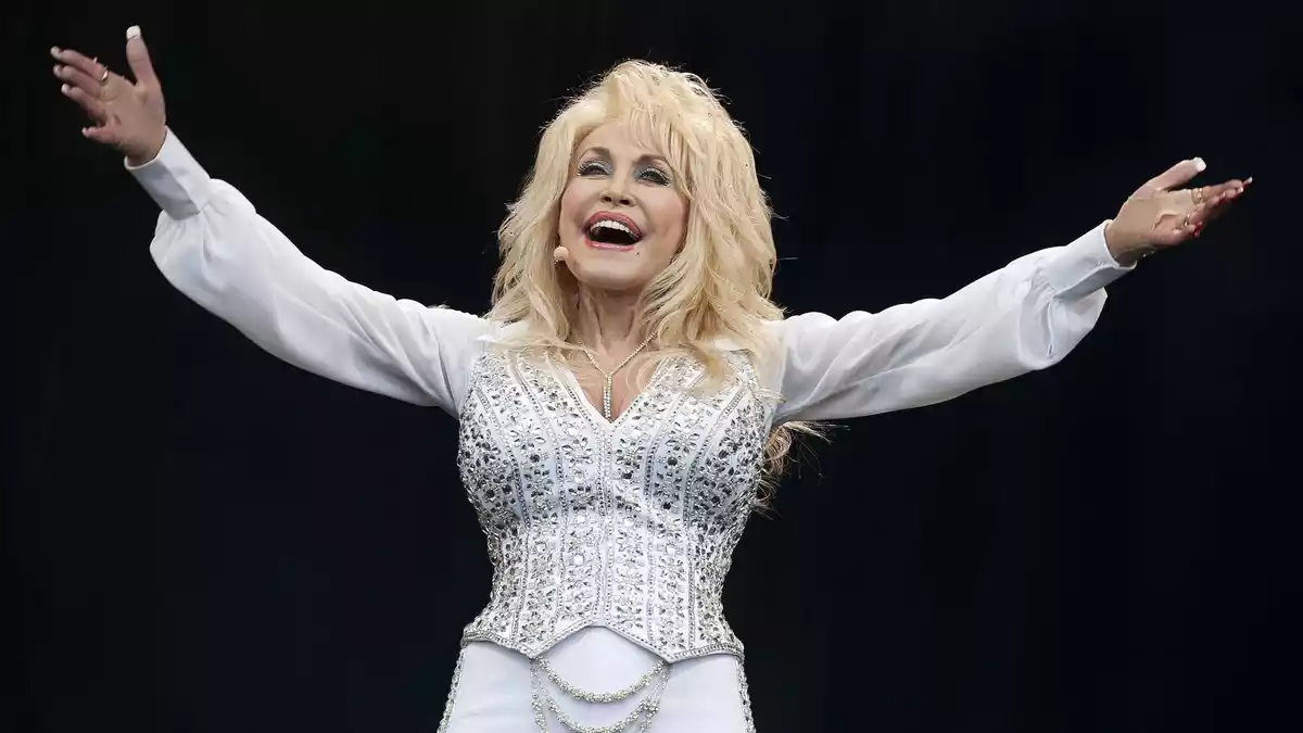 Dolly Parton prägte mit ihrer Musik Generationen.  - Bild: picture alliance / dpa