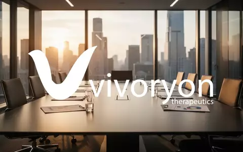 Moderner Konferenztisch in einem Bürogebäude bei Sonnenuntergang als Symbol für eine Hauptversammlung. - Foto: über boerse-global.de