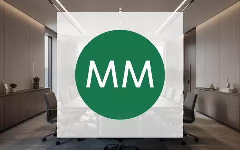 Modernes, minimalistisches Sitzungszimmer als Symbol für strategische Unternehmensentwicklung und Führungswachstum. - Foto: über boerse-global.de