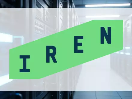 Moderne Serverräume in einem Rechenzentrum mit blauer Beleuchtung als Symbol für digitale Infrastruktur und Technologie. - Foto: über boerse-global.de