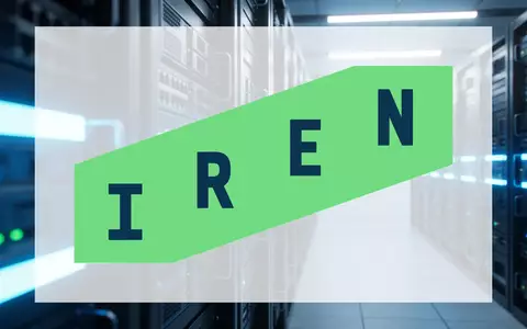 Moderne Serverräume in einem Rechenzentrum mit blauer Beleuchtung als Symbol für digitale Infrastruktur und Technologie. - Foto: über boerse-global.de