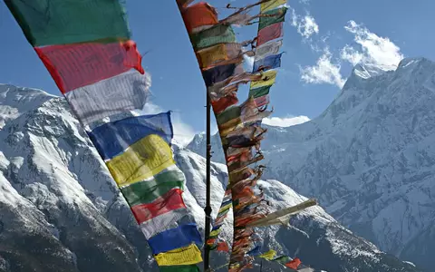 Heilige Orte in Nepal und Tibet sind ein berühmtes Pilgerziel. - Foto: Elisa Schu/dpa