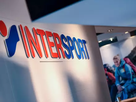 Intersport hat bereits mehr als 50 neue Geschäfte eröffnet. (Archivbild) - Foto: Felix Kästle/dpa