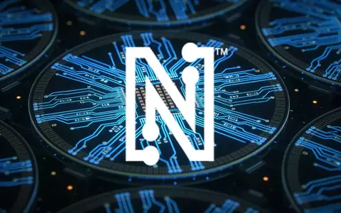 Abstrakte Darstellung von Halbleiter-Technologie und Mikrochips in einer modernen industriellen Umgebung. - Foto: über boerse-global.de