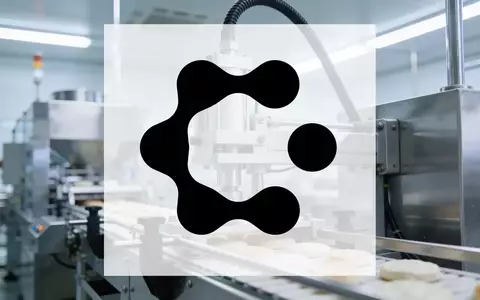 Moderne, automatisierte Produktionsanlage für Lebensmittel in einer hellen, professionellen Industrieumgebung. - Foto: über boerse-global.de