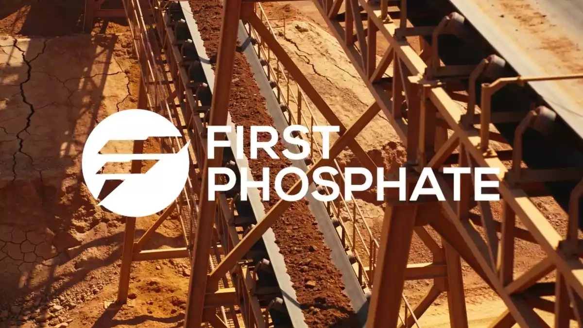 First Phosphate Stock Dips 3.1% Despite CAD 4.84M Federal Grant, Feasibility on Track