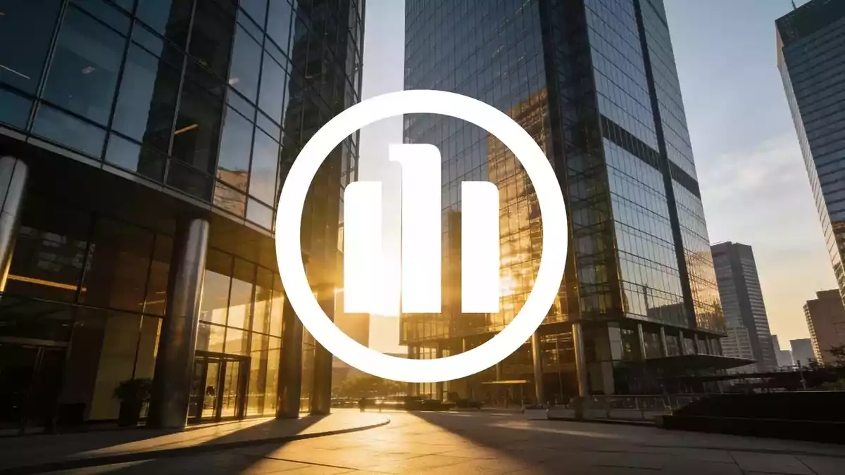 Allianz Weighs £5B AA Bid as Record H1 Profit, Buyback Signal Strength