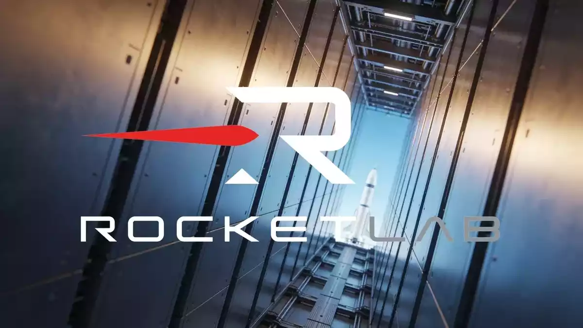 Rocket Lab Stock Drops 11% on SpaceX FCC Complaint, Iridium Deal Risks