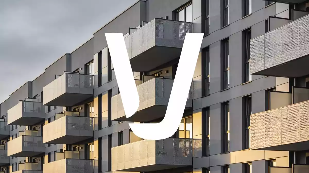 Vonovia Stock Squeezed by Bond Yields and Housing Politics