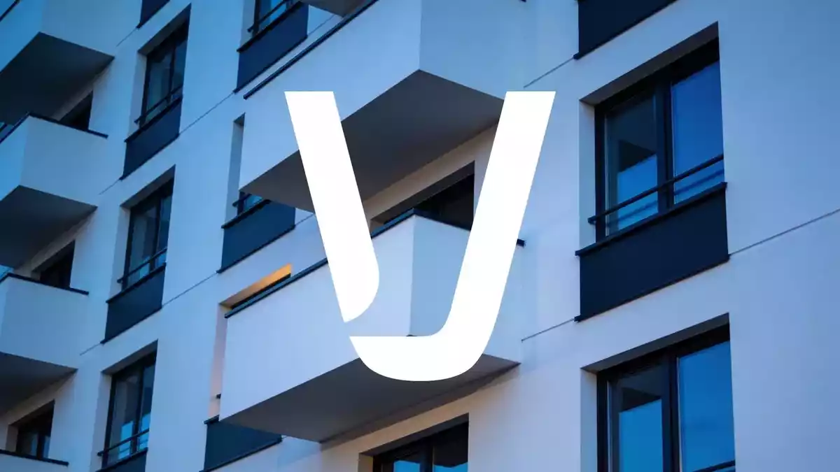 Vonovia Stock Lags Strong H1 Results Amid German Rent Cap Risks