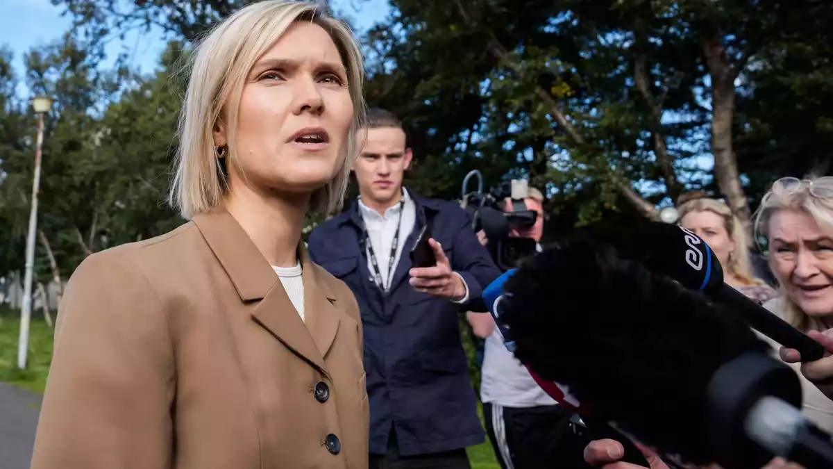 Regierungschefin Kristrún Frostadóttir warb erfolglos für das «Ja».  - Bild: Marco Di Marco/AP/dpa