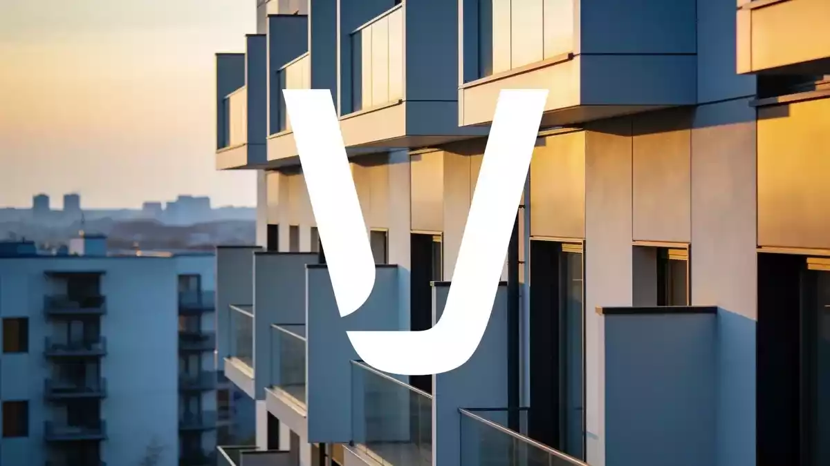 Vonovia Stock Stays Near Low Despite Berlin Expropriation Ban, Debt Cuts