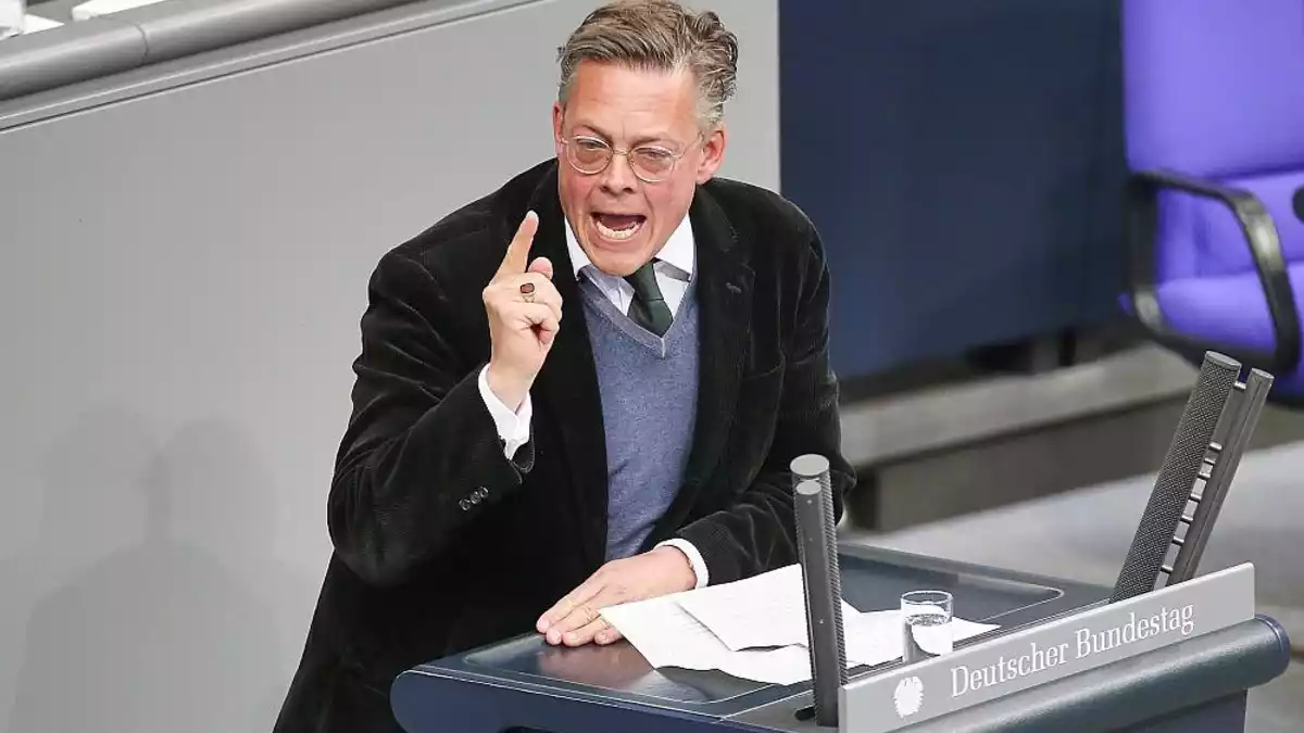Grünen-Politiker fordert entschlossenes Vorgehen nach Drohnenvorfall