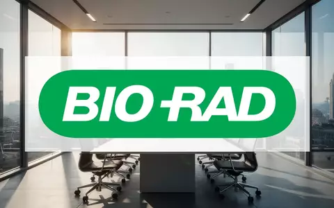 Abstrakte Darstellung einer modernen Unternehmensfusion in einem hellen, professionellen Bürokontext. - Foto: über boerse-global.de