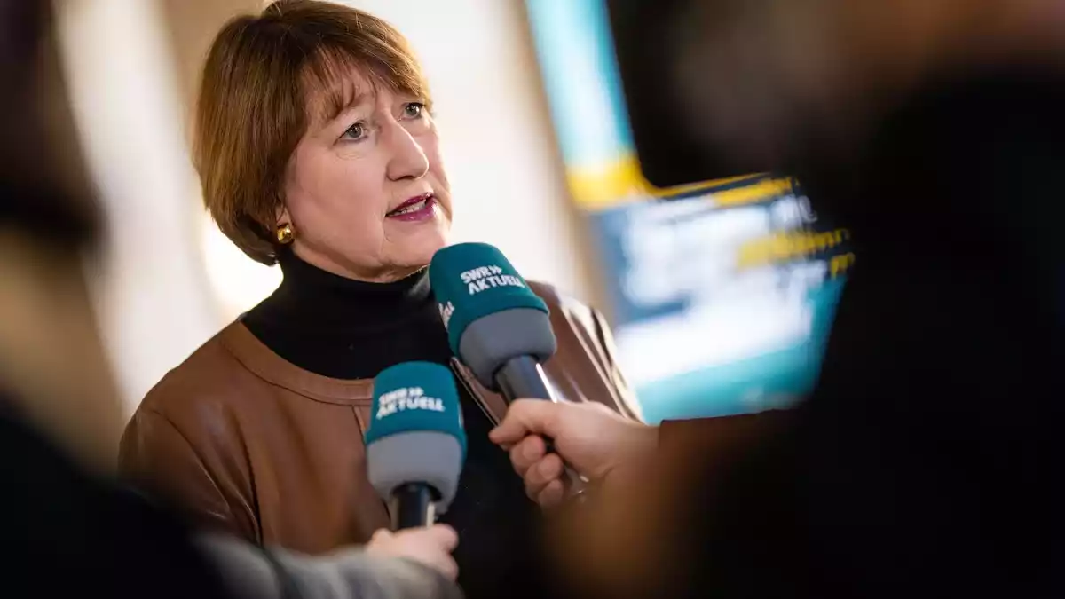 VDA-Präsidentin Müller: «Der Nachholbedarf ist immens». (Archivbild) - Bild: Christoph Schmidt/dpa