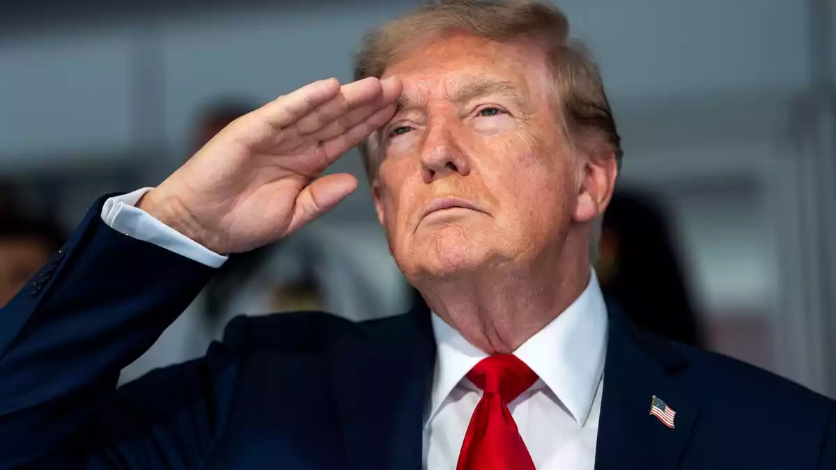 Vor wenigen Tagen drohte Trump dem Iran mit Vernichtung aller Schiffe, die Minen verlegen. (Archivbild) - Bild: Doug Mills/Pool The New York Times/dpa