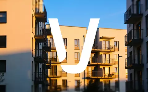 Moderne Wohnanlage bei Sonnenuntergang als Symbol für den Immobilienmarkt - Foto: über boerse-global.de