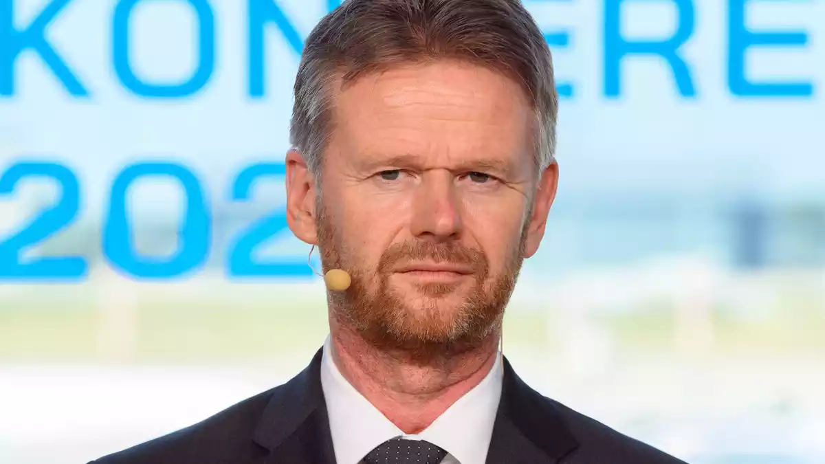 Condor-Chef Peter Gerber rechnet mit steigenden Ticketpreisen.  - Bild: Soeren Stache/dpa-Zentralbild/POOL/dpa