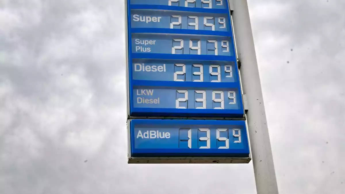 Die Energiepreise sind seit Monaten Haupttreiber der Inflation in Deutschland. - Bild: Bernd Weißbrod/dpa