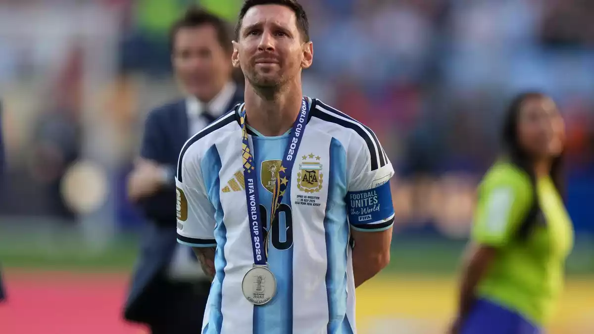 Messi vergoss nach dem verlorenen Finale Tränen. (Archivbild) - Bild: Stephanie Scarbrough/AP/dpa