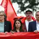 «Mit der IG Metall werden die Werke in Emden, Zwickau, Hannover und Neckarsulm nicht geschlossen», kündigt Benner an. (Archivbild) - Bild: Lisi Niesner/Reuters/Pool/dpa