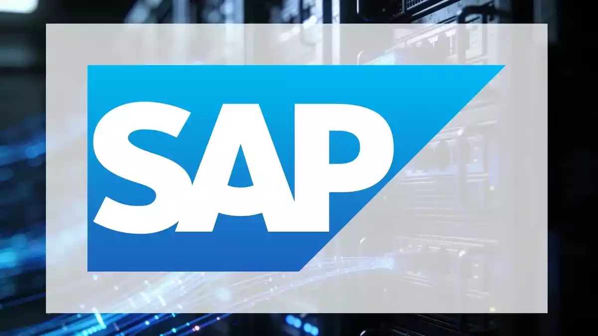 SAP Executives Buy Shares Amid Analyst Split and Cloud Growth Concerns
