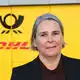 Die neue Post-Chefin: Die Österreicherin Nikola Hagleitner steht an der Spitze der neuen Tochterfirma Deutsche Post AG. DHL-Vorstandsboss Tobias Meyer verliert den Titel Post-Chef - er ist nicht mehr Chef der Deutschen Post AG, sondern der DHL AG. - Bild: Wolf von Dewitz/dpa