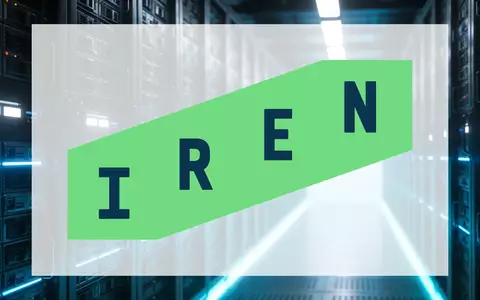Modernes Rechenzentrum mit leuchtenden Server-Racks als Symbol für den Ausbau von KI-Cloud-Infrastrukturen. - Foto: über boerse-global.de
