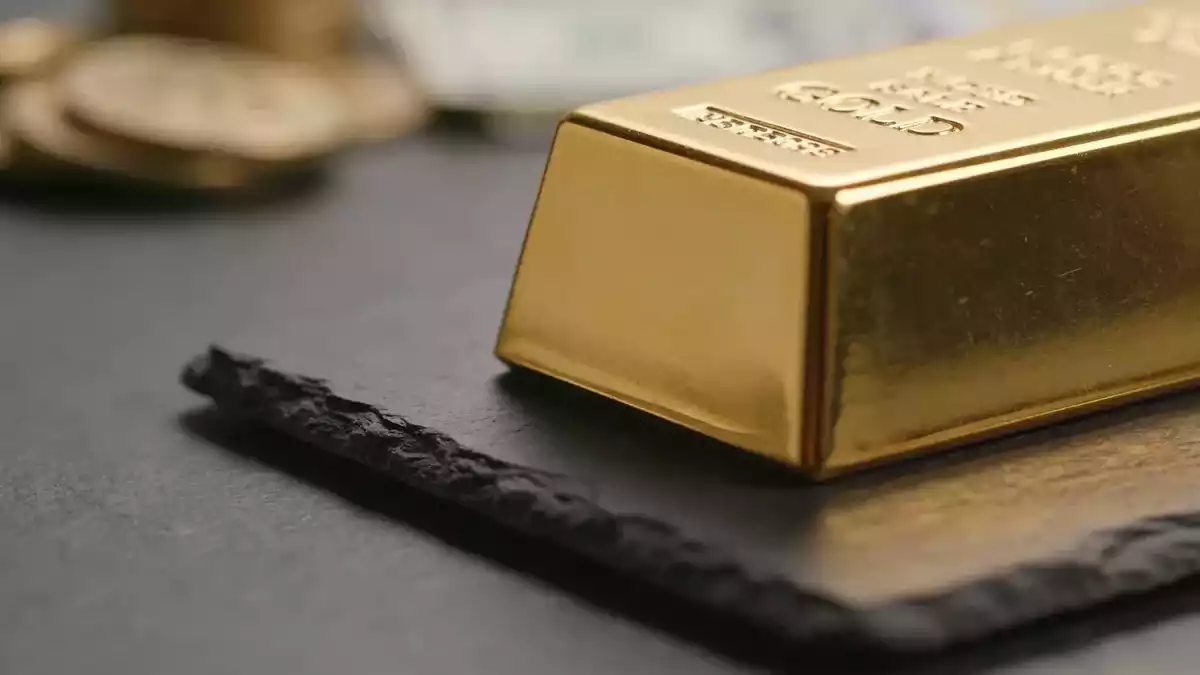 Central Banks, ETFs Drive Gold Demand as Price Consolidates
