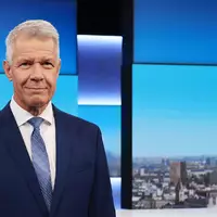 War ab 1990 in New York erster USA-Korrespondent von RTL, ging 1992 zurück nach Deutschland, um in Köln 32 Jahre lang die Hauptnachrichtensendung «RTL Aktuell» zu präsentieren: Peter Kloeppel. (Archivbild) - Foto: Oliver Berg/dpa