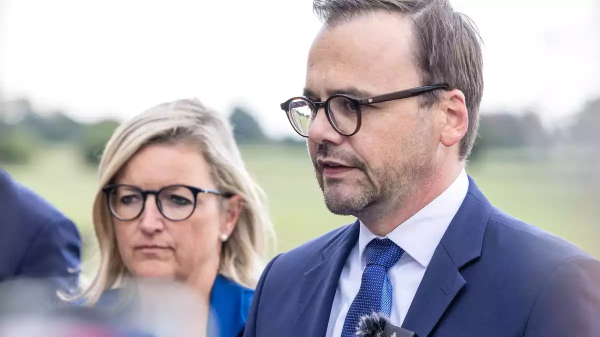 Redmann spricht von Sabotage.  - Bild: Frank Hammerschmidt/dpa