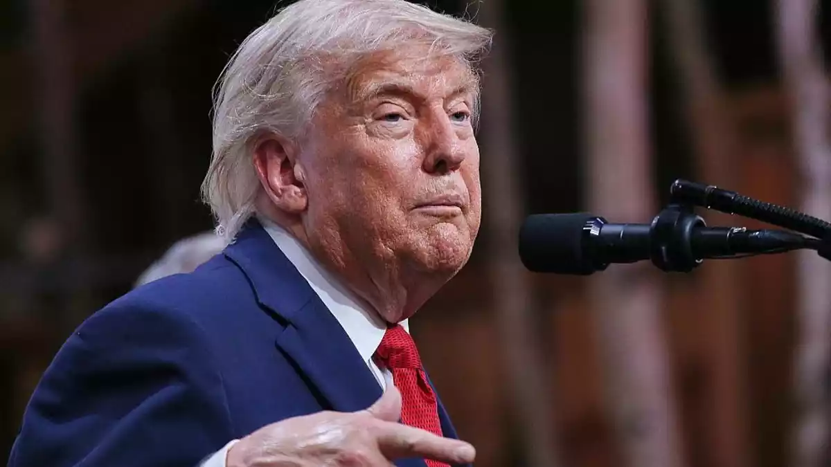 Trump: USA greifen iranische Ziele bei Straße von Hormus an
