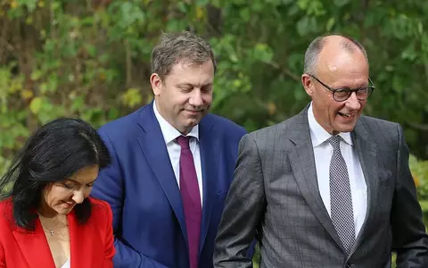 Katherina Reiche, Lars Klingbeil und Friedrich Merz (Archiv) - Foto: via dts Nachrichtenagentur