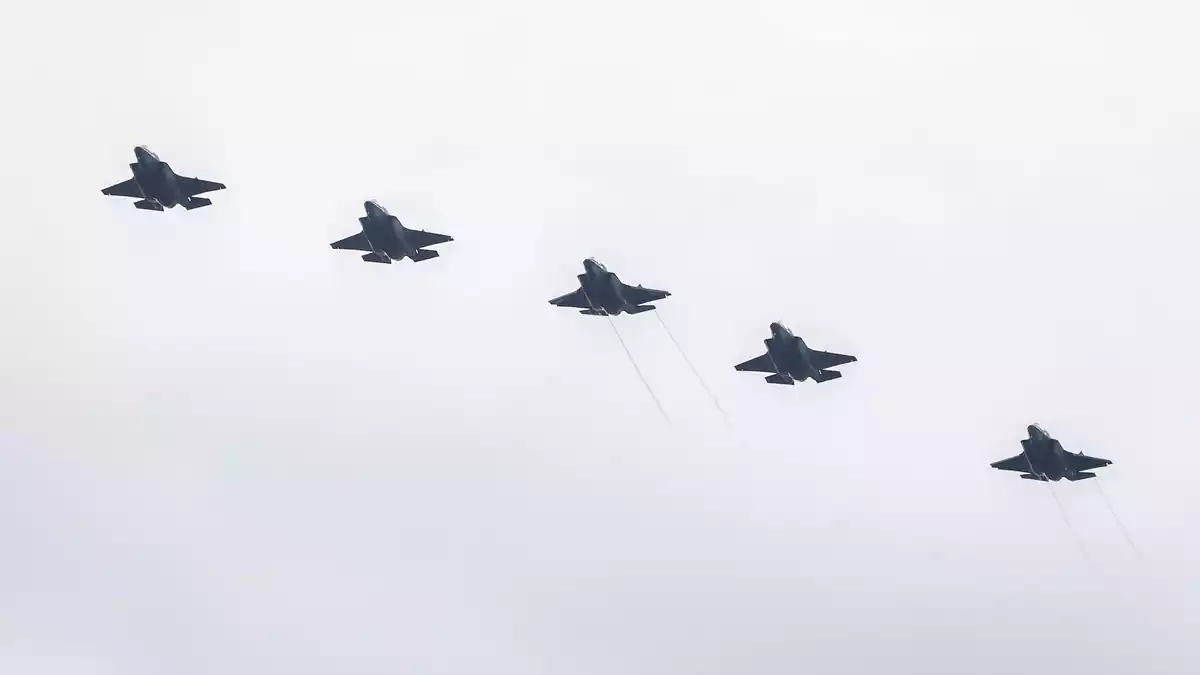 Die USA haben den Iran nach eigenen Angaben erneut angegriffen. (Illustration) - Bild: Kendall Torres Cortés/dpa