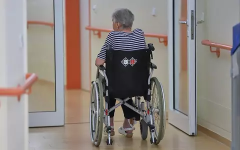 Alte Frau in einem Pflegeheim (Archiv) - Foto: via dts Nachrichtenagentur