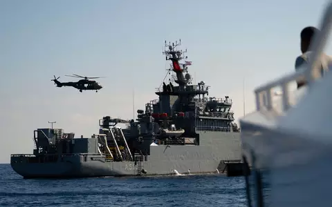 Das türkische Schiff TCG Isin (A-583) ermöglicht mit spezieller Robotertechnik besonders tiefe Tauchgänge. - Foto: Nedim Enginsoy/AP/dpa