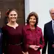 Die schwedische Königsfamilie - hier (v.l) Prinz Daniel, Kronprinzessin Victoria, Königin Silvia und König Carl XVI. Gustaf - kommt geschlossen zum Begräbnis nach Oslo. (Archivbild) - Bild: Bob Edme/AP/dpa