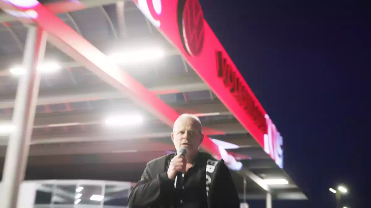 Der Betriebsratsvorsitzende des VW-Werkes Zwickau, Mario Albert: «Für die Zukunft unserer Standorte werden wir gemeinsam kämpfen.» (Archivbild) - Bild: Bodo Schackow/dpa
