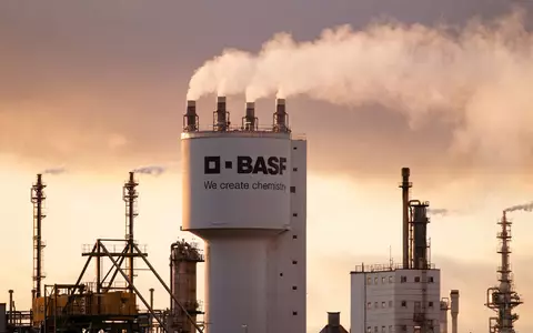 Die BASF betreibt in Ludwigshafen ein großes Chemie-Werk. (Foto:Archiv) - Foto: Uwe Anspach/dpa