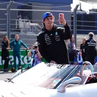 Kimi Antonelli führt als erster Italiener seit 1953 die WM vor dem Monza-Heimspiel an. (Archivbild) - Foto: David Davies/PA Wire/dpa
