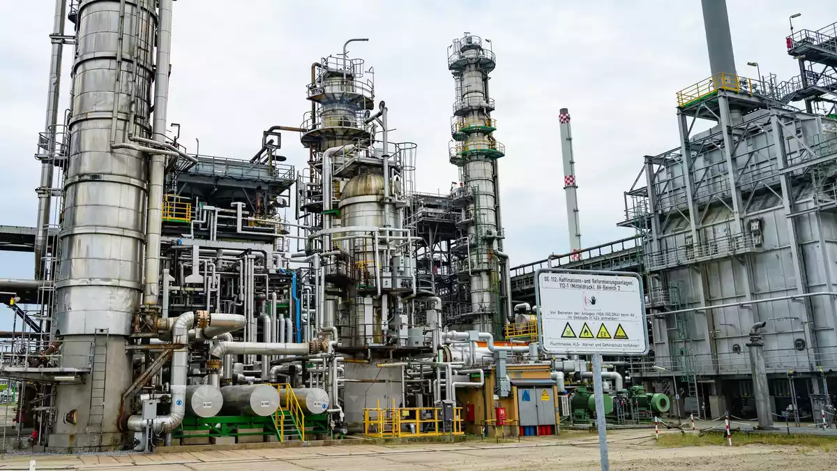 Die Preise für Öl und Gas sind auf hohem Niveau. - Bild: Patrick Pleul/dpa