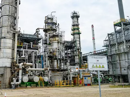 Die Preise für Öl und Gas sind auf hohem Niveau. - Foto: Patrick Pleul/dpa